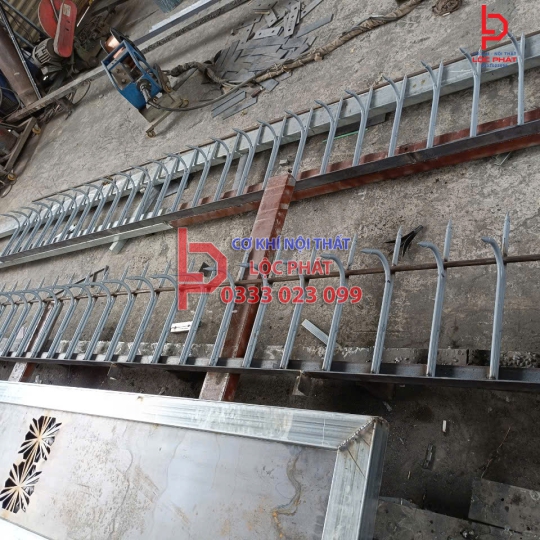 Thi công hàng rào chông sắt tại Thủ Dầu Một - Bình Dương