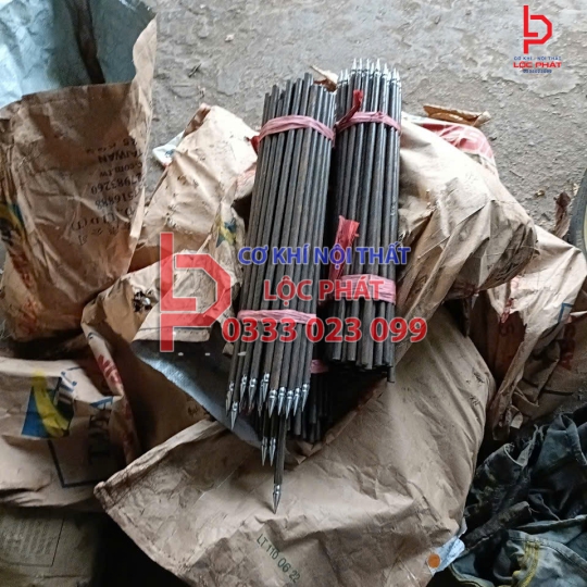 Thi công hàng rào chông sắt tại Bầu Bàng - Bình Dương