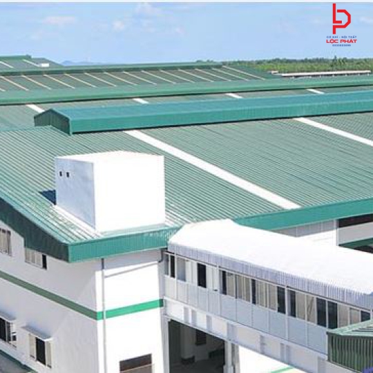 Thi công mái tôn chống nóng tại Bến Cát