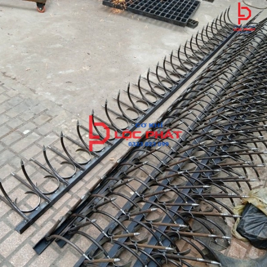 Thiết kế thi công hàng rào chông sắt tại Quận 7
