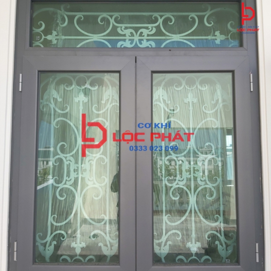 Thiết kế và lắp đặt bông bảo vệ cửa sổ tại Quận 12