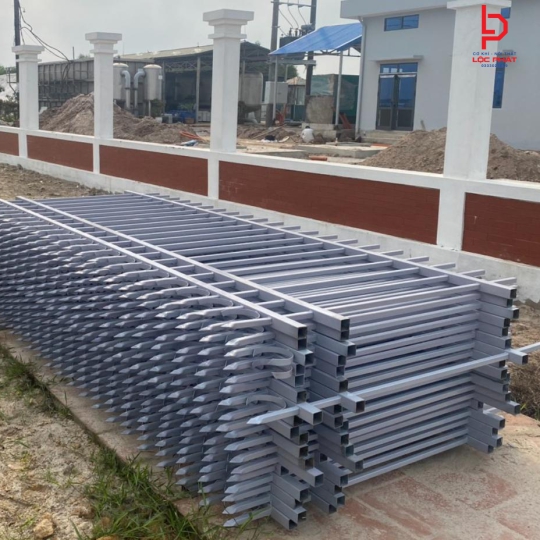 Thợ làm hàng rào tại Uyên Hưng - Tân Uyên