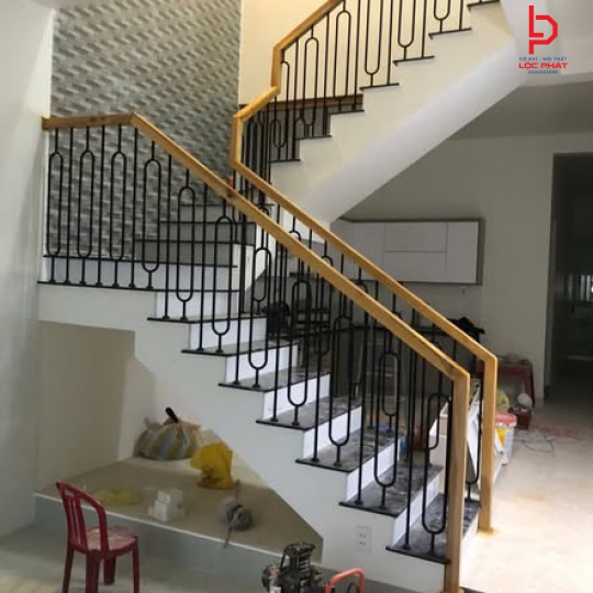 Thợ làm lan can cầu thang sắt lại Phường Tân Hưng Thuận