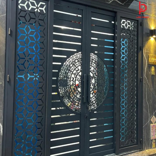 Thợ thi công cửa cổng sắt CNC uy tín tại Phường Long Bình