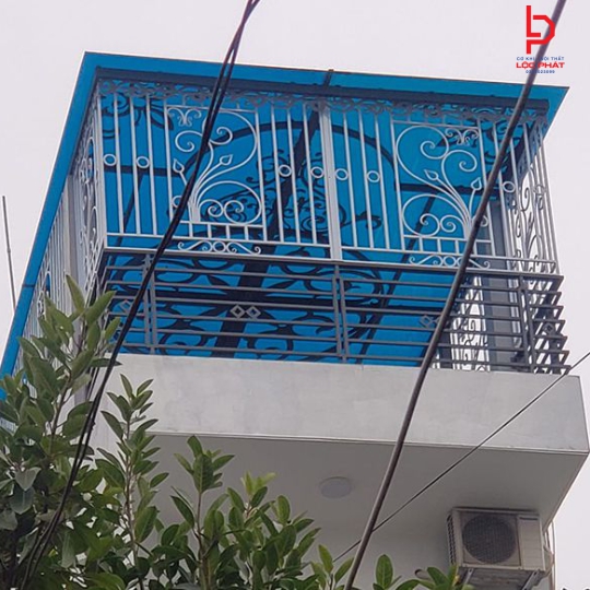 Thợ thi công khung sắt bảo vệ giá rẻ tại Phường Tân Thới Nhất 