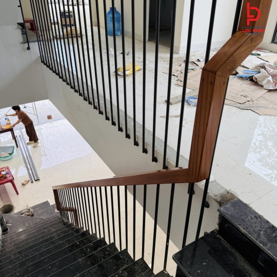 Thợ thi công lan can cầu thang tại Phường Thủ Dầu Một