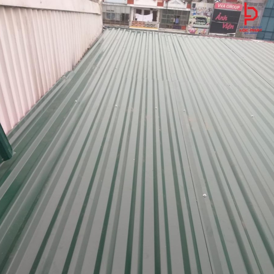  Thợ thi công mái tôn - chống dột tại Hiệp Thành