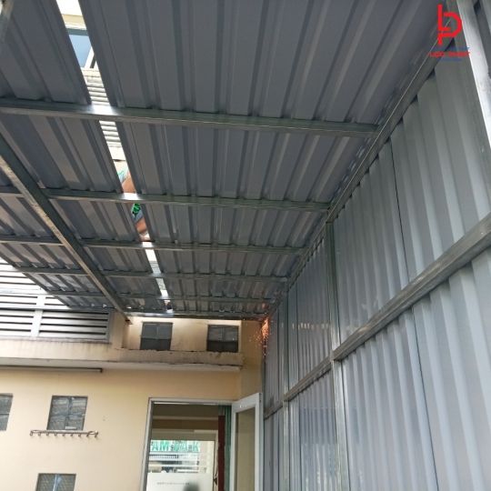  Thợ thi công mái tôn - chống dột tại Hiệp Thành