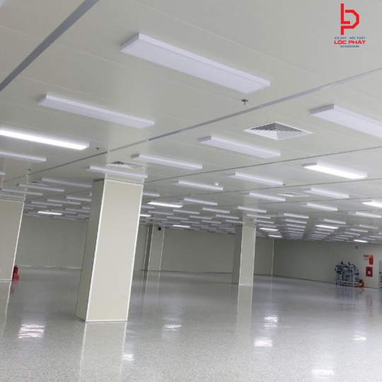 Thợ thi công vách panel tại Chánh Phú Hòa