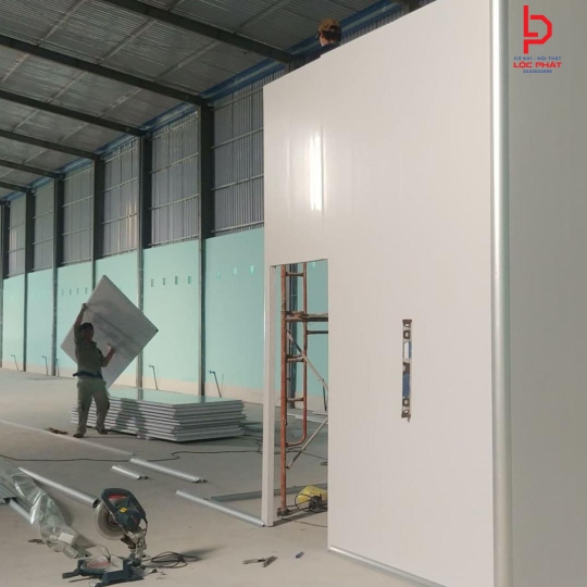 Thợ thi công vách panel uy tín tại Phú Giáo