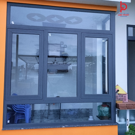 Thi công cửa nhôm giá cả cạnh tranh tại Bắc Tân Uyên, Bình Dương