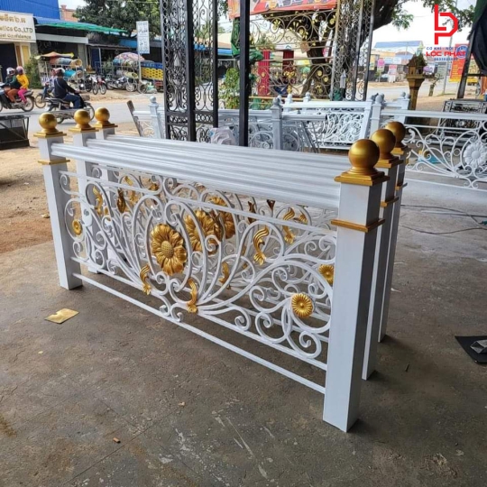 Top 5 mẫu Lan Can Sắt đẹp, giá rẻ tại Cơ Khí Lộc Phát