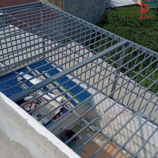 Làm khung sắt bảo vệ tại TX Bến Cát