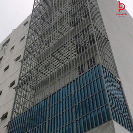 Làm khung sắt bảo vệ tại Quận 7
