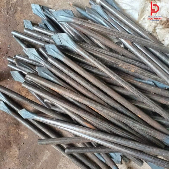 Thi công hàng rào chông sắt tại Bình Dương